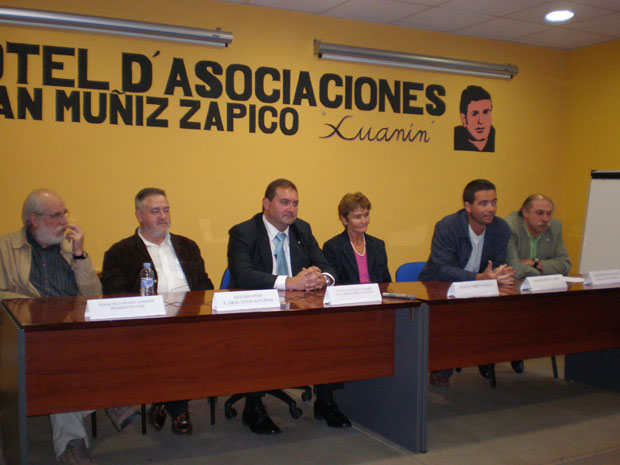 HOTEL DE ASOCIACIONES - Juan Mu&ntilde;iz Zapico, Xuan&iacute;n