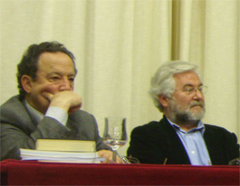 Francisco Caño y Jaime Ruiz Reig durante la presentación del libro Asociación Amigos de Mieres (foto Toni Gutiérrez) Francisco Caño, Jaime Ruiz Reig, Francisco Faraldo, Rafael Hernández y Benjamín Gutiérrez presentando el libro Asociación Amigos de Mieres (foto Toni Gutiérrez)