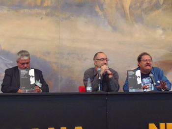 Jos� V. Saval, Rub�n Vega y Paco I. Taibo recordando a Manuel V�zquez Montalb�n en la Semana Negra