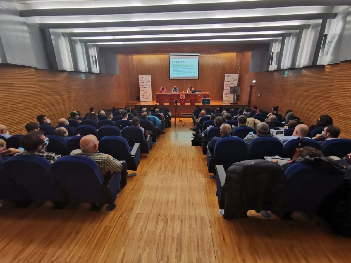 Público asistente a la Jornada “Cambio de modelo productivo en Asturias”