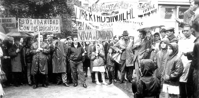 Manifestaci�n en Bruselas de apoyo a los mineros asturianos durante las huelgas de 1962.